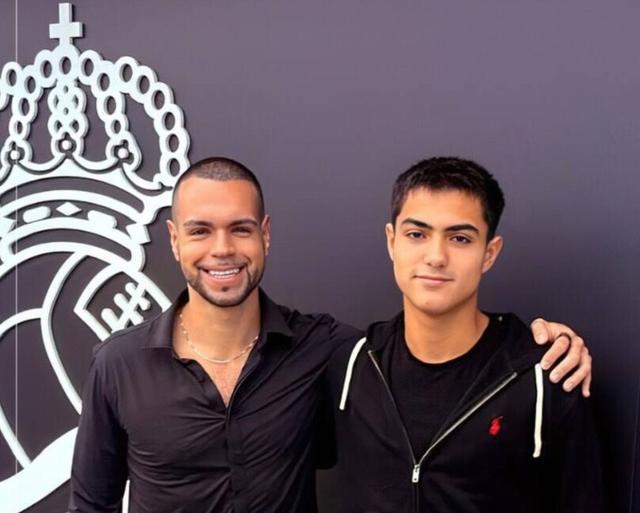 足球篮球-官方：皇社签下挪威新星莱康厄尔，球员在梯队133场打入193球