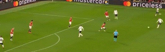 【欧冠】C罗制胜球！落后2球逆转！曼联3比2亚特兰大