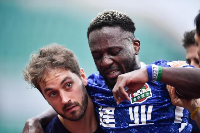 百度体育欧冠-河南确认图雷右足第五跖骨基底部骨折 将暂别球场